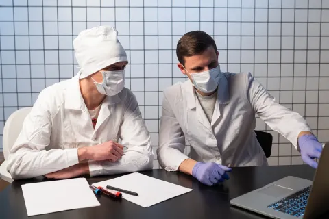  REACH vs TSCA: Principais diferenças na regulamentação química 